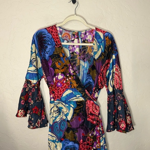Johny Was patchwork floral print 3/4 bell sleeve true wrap dress tulip skirt - Picture 3 of 10